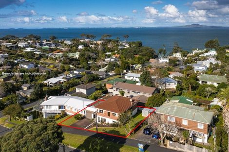 Photo of property in 1/10 Tipau Street, Torbay, Auckland, 0630