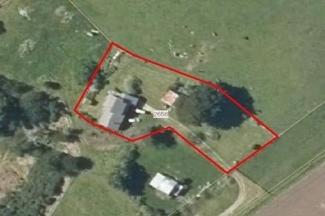 Photo of property in 2656 South Head Road, South Head, Helensville, 0874