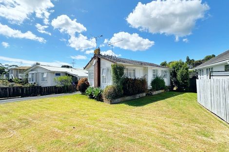 Photo of property in 18 Lingfield Street, Glenfield, Auckland, 0629