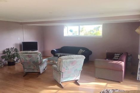 Photo of property in 1d Vanguard Road, Kelston, Auckland, 0602