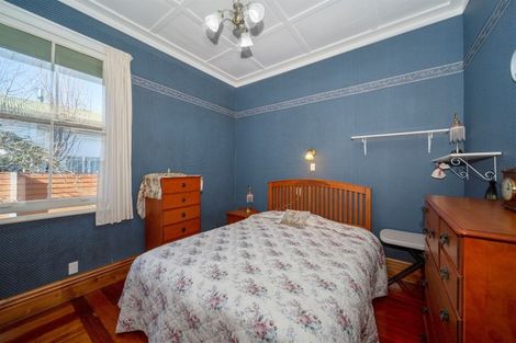 Photo of property in 237 South Road, Hawera, 4610