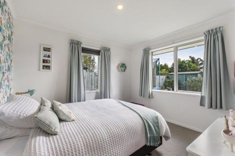 Photo of property in 23 Lewknor Drive, Papamoa Beach, Papamoa, 3118