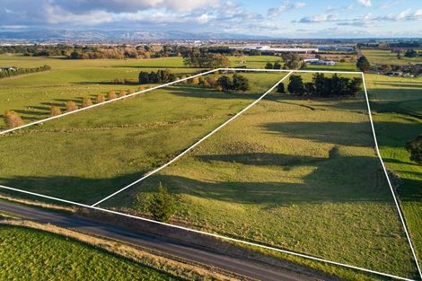 Photo of property in 335 Tutaki Road, Kelvin Grove, Palmerston North, 4470