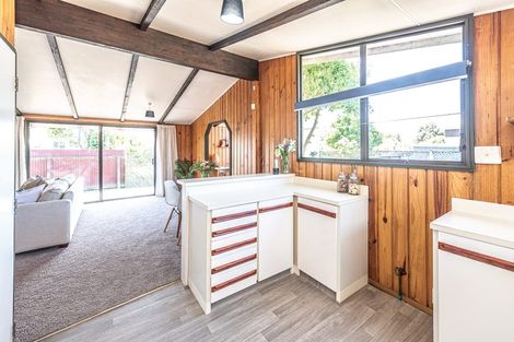 Photo of property in 33 Tongariro Street, Castlecliff, Whanganui, 4501