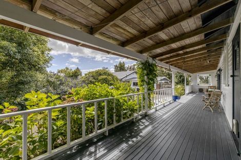 Photo of property in 48 Maire Street, Inglewood, 4330