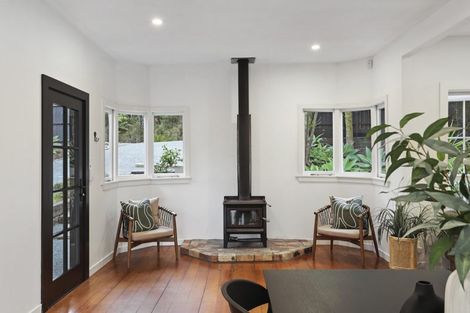 Photo of property in 755 West Coast Road, Oratia, Auckland, 0604