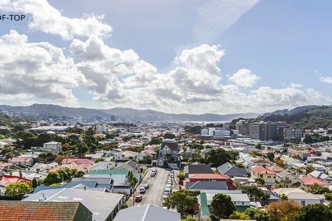 Photo of property in Mccallister Heights, 4/381 Adelaide Road, Newtown, Wellington, 6021