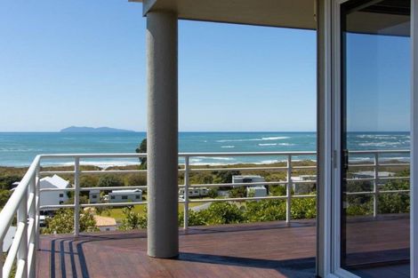 Photo of property in 2/508 Seaforth Road, Bowentown, Waihi Beach, 3177