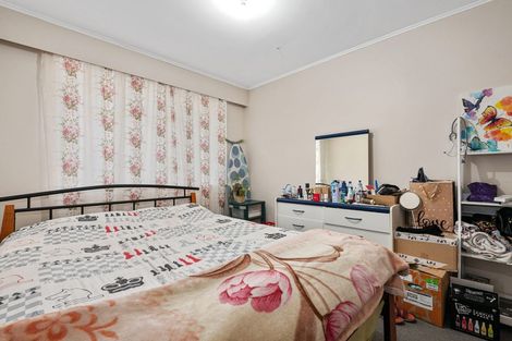 Photo of property in 73 Wai-iti Crescent, Woburn, Lower Hutt, 5010