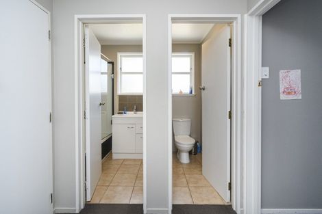 Photo of property in 19 Clarke Avenue, Highbury, Palmerston North, 4412