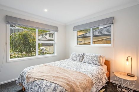 Photo of property in 3 Riroriro Close, Crofton Downs, Wellington, 6035