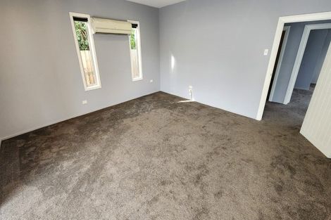 Photo of property in 43 Wyon Street, Linwood, Christchurch, 8062