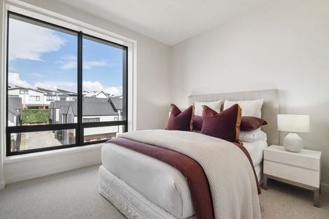 Photo of property in 5b Windlass Street, Long Bay, Auckland, 0630