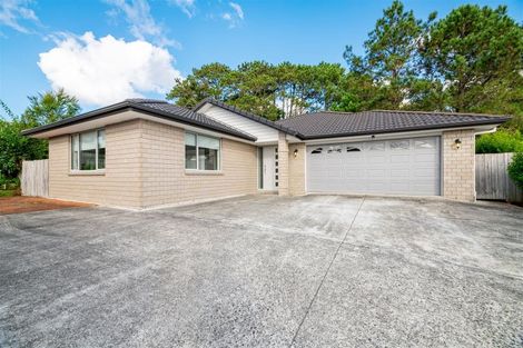 Photo of property in 127 Rangeview Road, Sunnyvale, Auckland, 0612