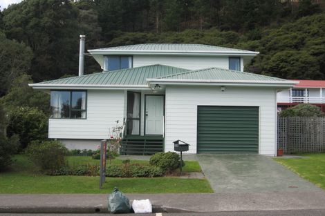 Photo of property in 28 Kaimanawa Street, Paraparaumu, 5032