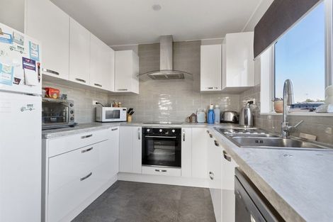 Photo of property in 5b Moore Crescent, Carterton, 5713