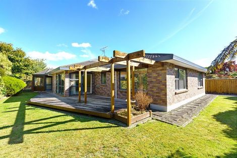 Photo of property in 50 Awanui Drive, Waikanae, 5036