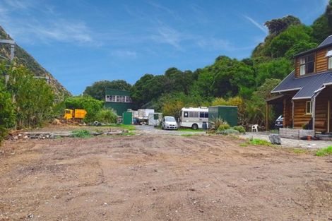 Photo of property in 80 Tilley Road, Paekakariki, 5034