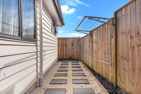Photo of property in 76 Accolage Boulevard, Kumeu, 0810