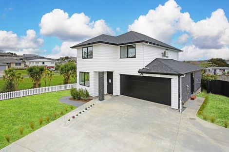 Photo of property in 75 Beatty Road, Pukekohe, 2120