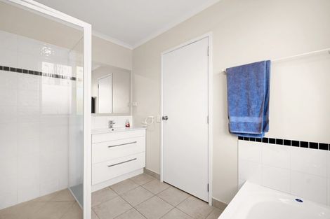 Photo of property in 35 Stoneleigh Drive, Chartwell, Hamilton, 3210