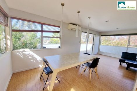 Photo of property in 5 Mowbray Place, Sunnynook, Auckland, 0620