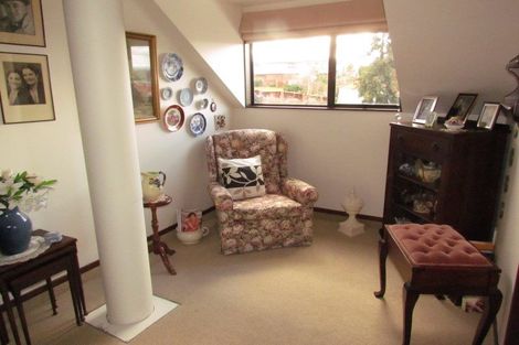 Photo of property in 5 Craig Place, Bridge Hill, Alexandra, 9320