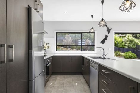 Photo of property in 43 Shrule Place, Huntington, Hamilton, 3210