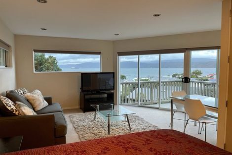 Photo of property in 15 Pinelands Avenue, Seatoun, Wellington, 6022