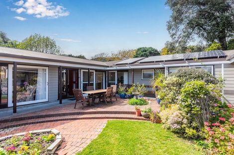 Photo of property in 2 Rata Street, Waikanae, 5036