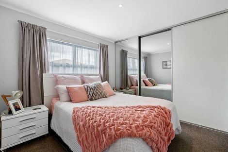 Photo of property in 1/12 Doment Crescent, Orewa, 0931