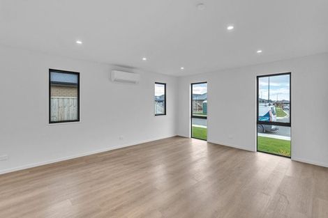 Photo of property in 5 Stackwood Avenue, Woodend, 7610