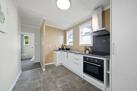 Photo of property in 17 Petherick Street, Taita, Lower Hutt, 5011