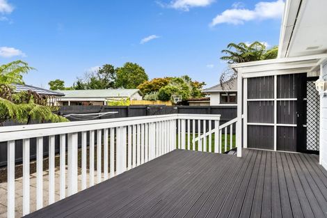 Photo of property in 33b Gill Avenue, Te Atatu Peninsula, Auckland, 0610