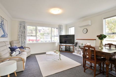 Photo of property in 9 Kowhai Street, Tawa, Wellington, 5028