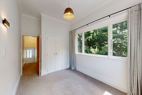 Photo of property in 44 Aurora Terrace, Kelburn, Wellington, 6012