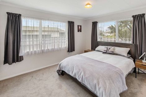 Photo of property in 6 Ajax Place, Highbury, Palmerston North, 4412