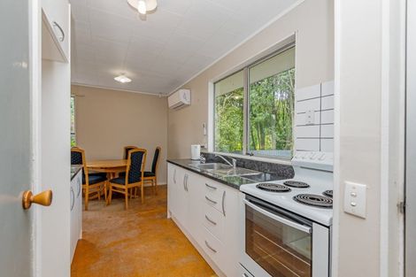 Photo of property in 21 Cambridge Street, Pahiatua, 4910
