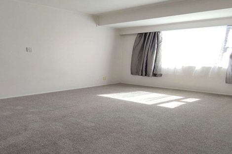 Photo of property in 10/114a Pakuranga Road, Pakuranga, Auckland, 2010