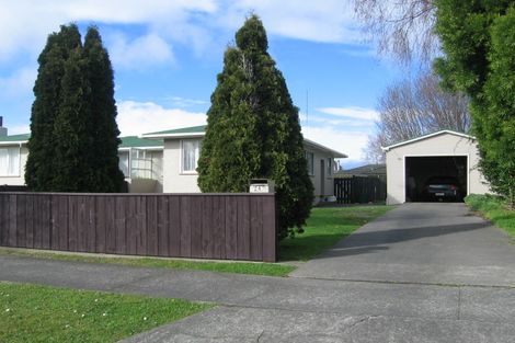 Photo of property in 2 Woodfield Avenue, Roslyn, Palmerston North, 4414