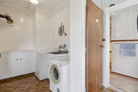 Photo of property in 13 Waldron Crescent, Green Island, Dunedin, 9018