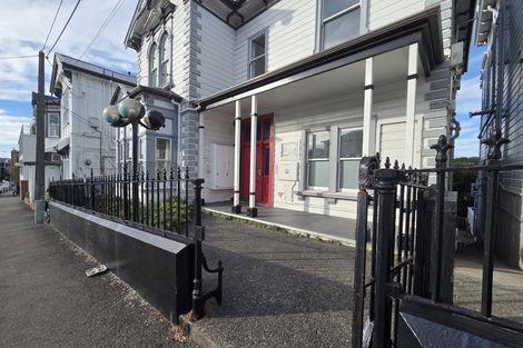 Photo of property in 221b The Terrace, Wellington Central, Wellington, 6011