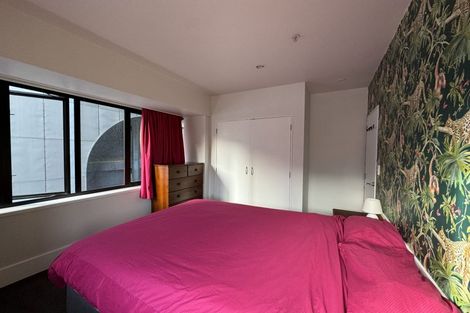 Photo of property in St Peters Apartments, 2e/192 Willis Street, Te Aro, Wellington, 6011