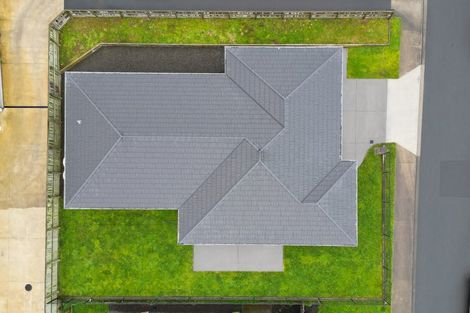 Photo of property in 14 Faber Place, Rototuna North, Hamilton, 3210