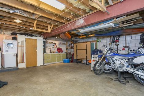 Photo of property in 2 Sharyn Place, Brookfield, Tauranga, 3110