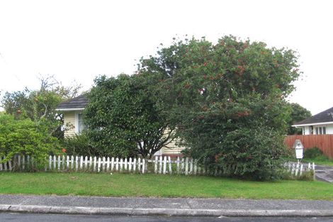 Photo of property in 11 Mackenzie Street, Te Atatu South, Auckland, 0610