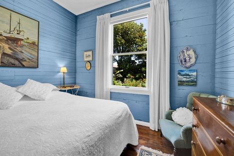 Photo of property in 53 Fox Street, Opunake, 4616