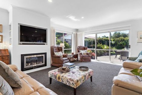 Photo of property in 11a Humphries Street, Greytown, 5712