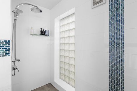 Photo of property in 8 Ruru Place, Levin, 5510