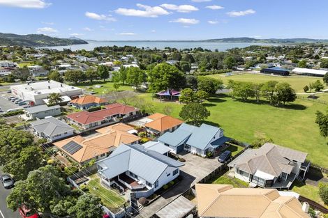 Photo of property in 9 Raumati Crescent, Onerahi, Whangarei, 0110